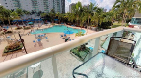 Sunny Isles Condo Resort, Sunny Isles Beach